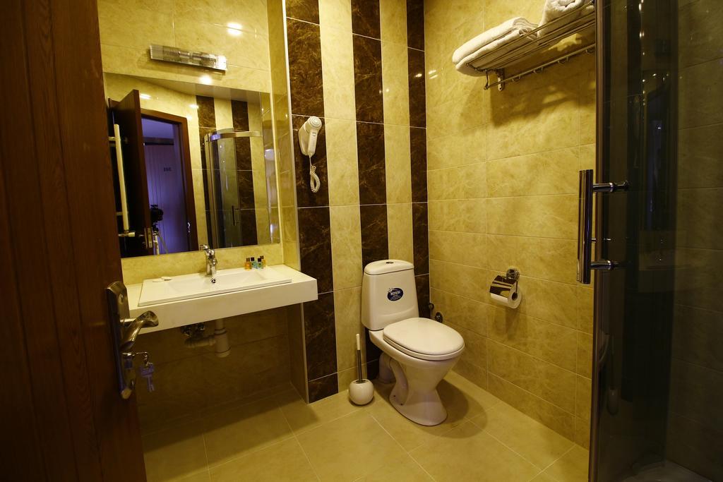 Sani Hotel Τυφλίδα Εξωτερικό φωτογραφία