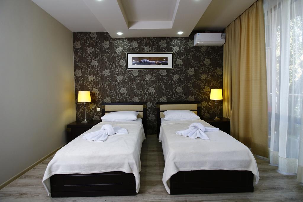 Sani Hotel Τυφλίδα Εξωτερικό φωτογραφία