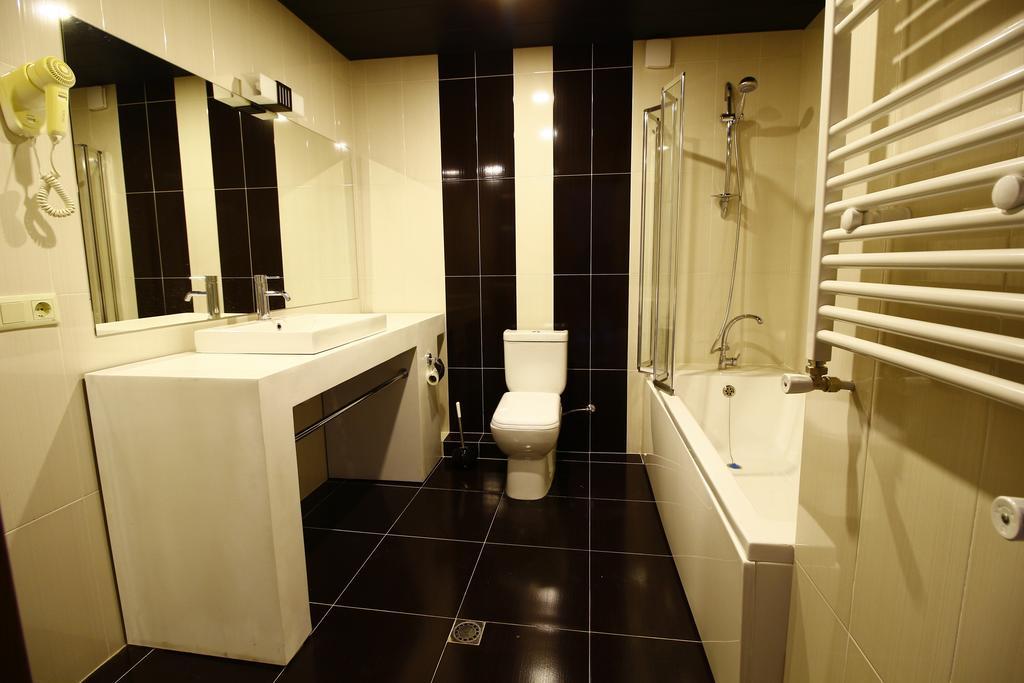 Sani Hotel Τυφλίδα Εξωτερικό φωτογραφία