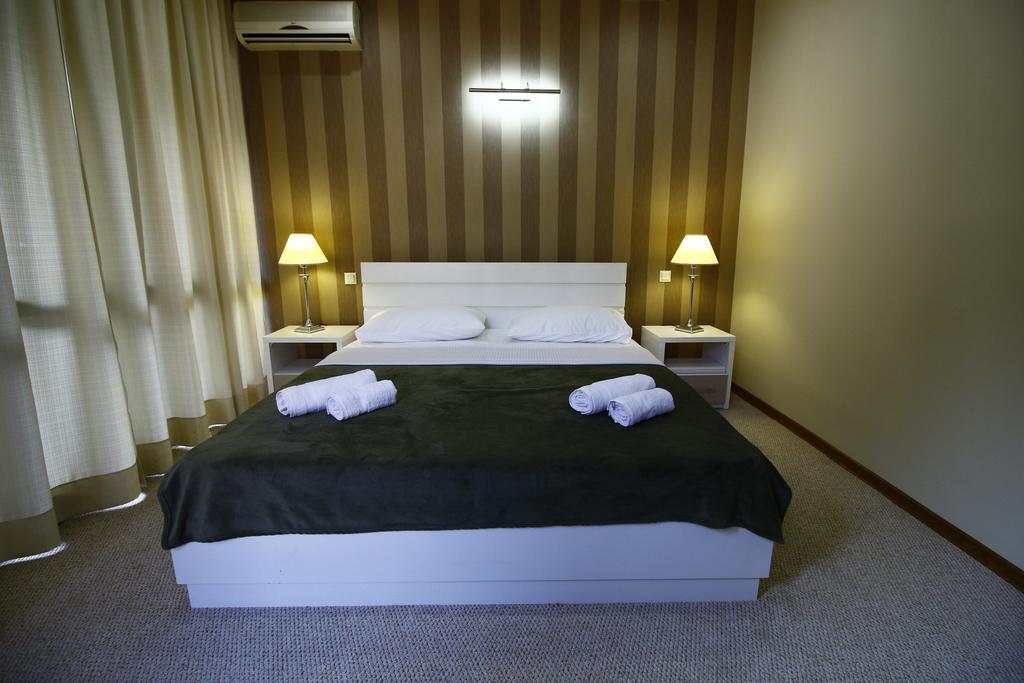 Sani Hotel Τυφλίδα Εξωτερικό φωτογραφία