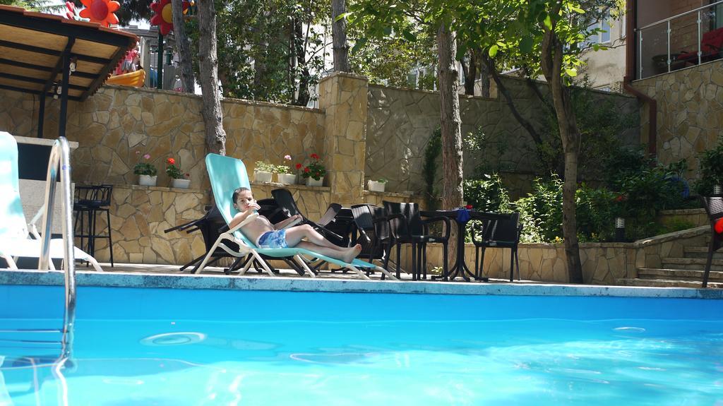 Sani Hotel Τυφλίδα Εξωτερικό φωτογραφία